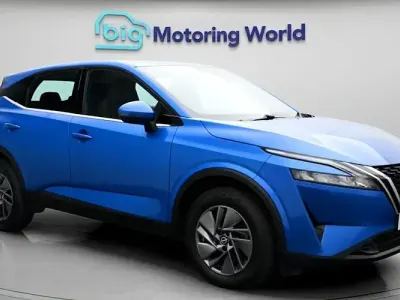 Usado Nissan Qashqai Acenta Premium 140 CV (102 kW) 2022 Azul SUV