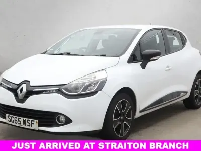 Used Renault Clio Dynamique 75 HP (55 kW) 2015 White Hatchback
