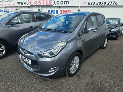 Used Hyundai ix20 Style 125 HP (91 kW) 2011 Grey Hatchback