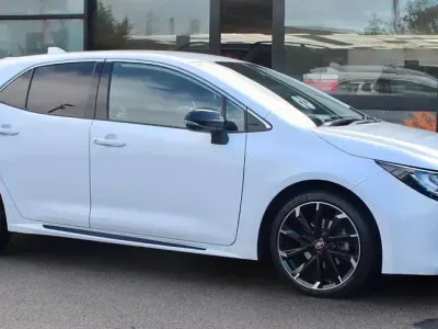Usado Toyota Corolla Sport 122 HP (89 kW) 2022 Branco Citadino