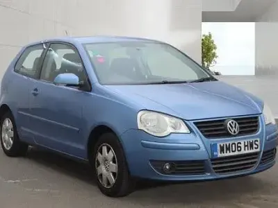 Used VW Polo S 80 HP (58 kW) 2006 Blue Hatchback