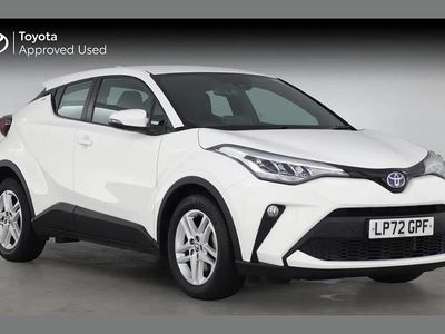 Used Toyota C-HR 122 HP (89 kW) 2023 Pure white SUV