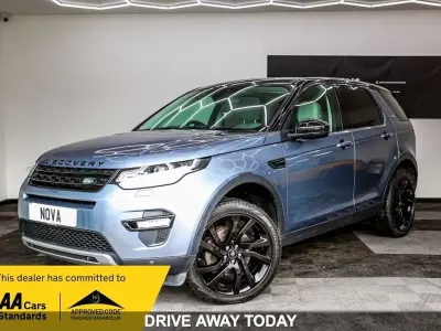 Używany Land Rover Discovery Sport HSE 240 KM (176 kW) 2018 Niebieski SUV