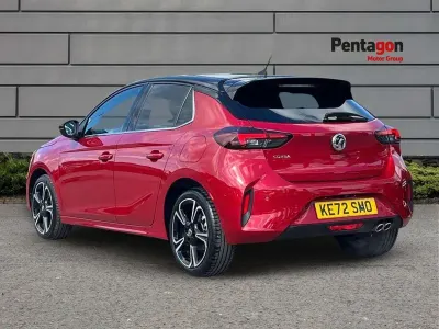 Usado Vauxhall Corsa Ultimate 128 HP (94 kW) 2023 Vermelho Citadino