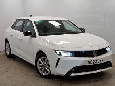 Used Vauxhall Astra Design Edition 110 HP (80 kW) 2022 White Hatchback