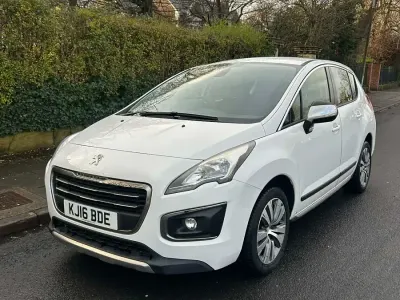 Used Peugeot 3008 Active 2016 White Hatchback