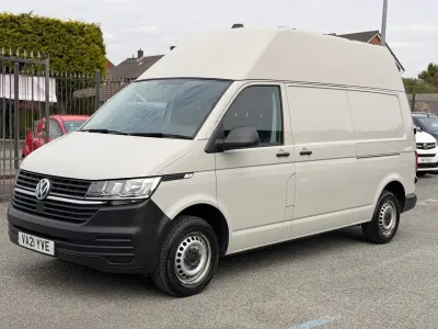 Begagnad VW Transporter Startline 2021 Grå Van