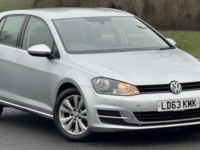 Used VW Golf VII SE 105 HP (77 kW) 2013 Silver Hatchback