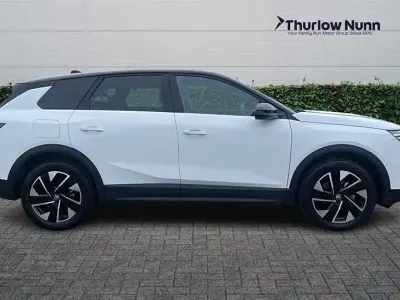 Second-hand Vauxhall Grandland X Ultimate 136 CP (100 kW) 2025 Alb SUV