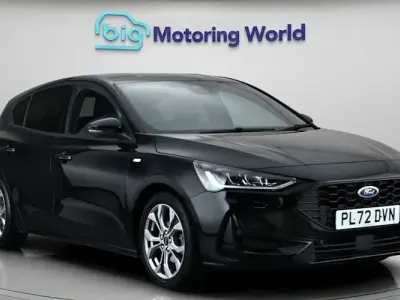 Used Ford Focus ST-Line 125 HP (91 kW) 2023 Black Hatchback