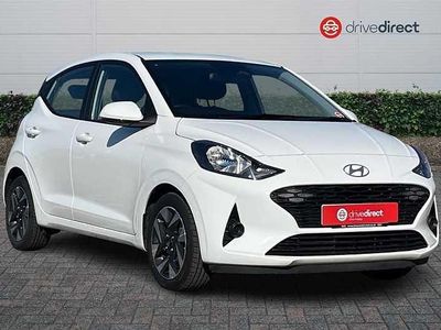 Used Hyundai i10 Advanced 63 HP (46 kW) 2024 White Hatchback