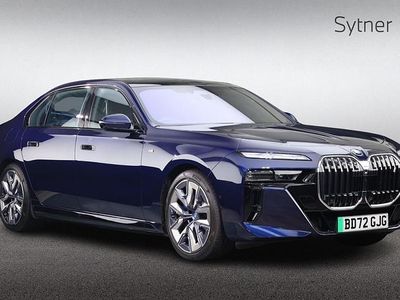 BMW i7