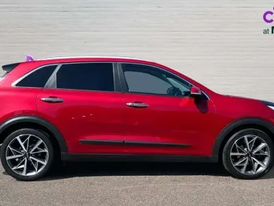 Used Kia Niro 141 HP (103 kW) 2020 Red SUV