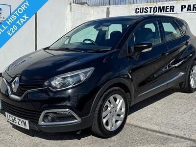 Usado Renault Captur Dynamique 90 HP (66 kW) 2015 Preto SUV