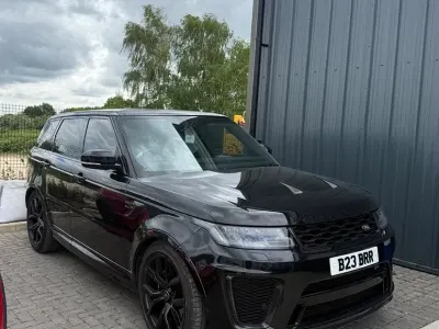 Używany Land Rover Range Rover Sport SVR 575 KM (422 kW) 2020 Czarny SUV