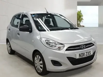 Used Hyundai i10 Classic 86 HP (63 kW) 2011 Silver Hatchback