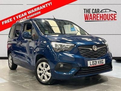 Used Vauxhall Combo 130 HP (95 kW) 2021 Blue MPV