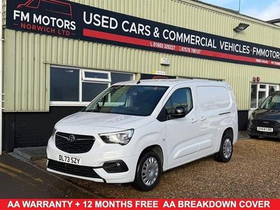 Used Vauxhall Combo S 100 HP (73 kW) 2023 White MPV