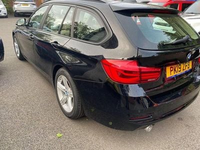 Used BMW 318 Comfort Edition 2019 Black Estate
