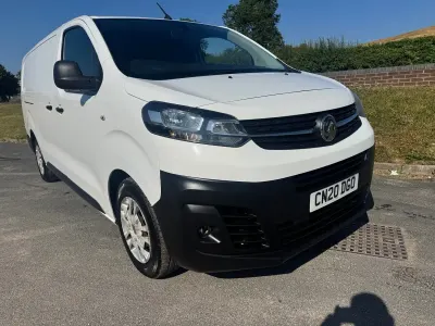 Used Vauxhall Vivaro 100 HP (73 kW) 2020 White MPV