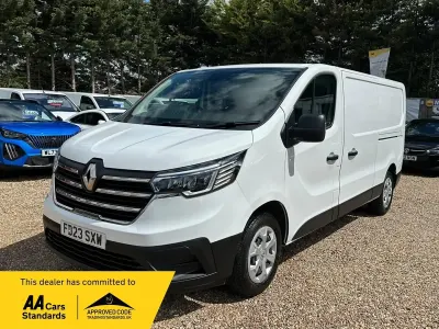 Used Renault Trafic 2023 White MPV