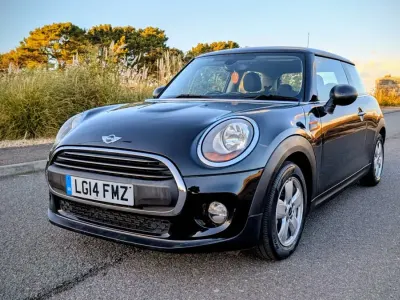Usado Mini ONE Hatch 2014 Negro Utilitario