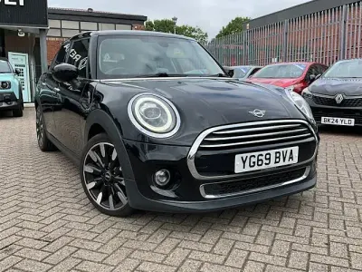 Used Mini Cooper Exclusive 136 HP (100 kW) 2019 Black Hatchback