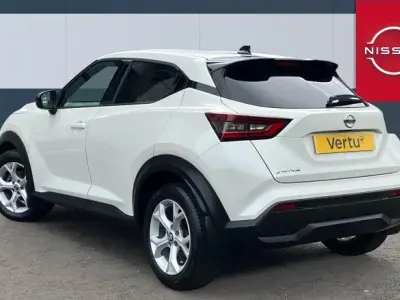 Używany Nissan Juke N-Connecta 114 KM (83 kW) 2022 Biały SUV