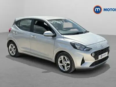 Used Hyundai i10 SE 84 HP (61 kW) 2022 Silver Hatchback