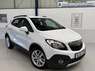 Used Vauxhall Mokka 115 HP (84 kW) 2016 White SUV