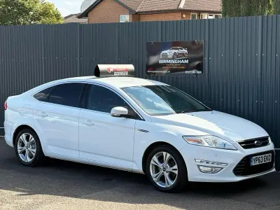 Used Ford Mondeo Business Edition 2013 White Hatchback