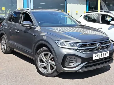 Begagnad VW T-Roc R-line 2024 Grå SUV