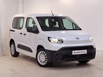 Used Toyota Proace Verso City 100 kW (136 HP) 2025 White Estate