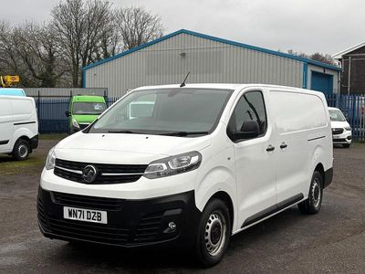 Used Vauxhall Vivaro 100 HP (73 kW) 2021 White MPV