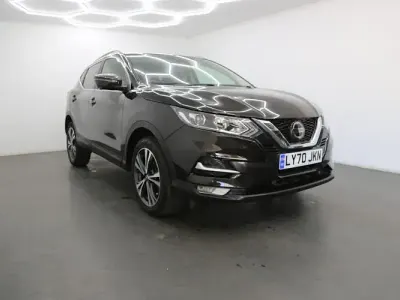 Used Nissan Qashqai N-Connecta 140 HP (102 kW) 2020 Black SUV