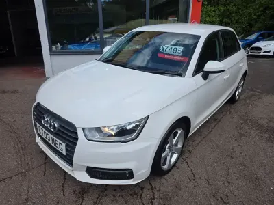Begagnad Audi A1 Sportback Sport 116 HK (85 kW) 2016 Vit Halvkombi