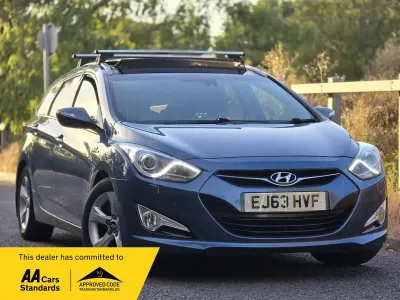 Used Hyundai i40 Premium SE 136 HP (100 kW) 2013 Blue Estate