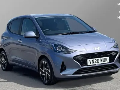 Neu Hyundai i10 Premium 79 PS (58 kW) 2026 Blau Kleinwagen