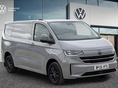 Begagnad VW Transporter Pro 2025 Grå Van