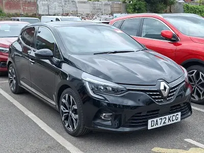 Używany Renault Clio V Techno 145 KM (106 kW) 2022 Czarny Hatchback