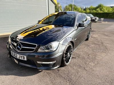 Mercedes C63 AMG
