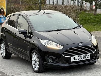 Used Ford Fiesta Titanium 95 HP (69 kW) 2016