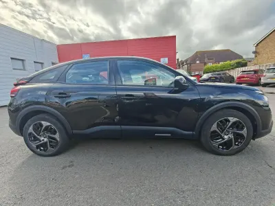 Used Citroën C4 PureTech 99 HP (72 kW) 2022 Black Hatchback