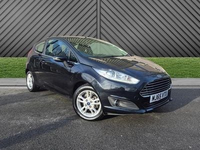 Used Ford Fiesta Zetec 75 HP (55 kW) 2015 Black Hatchback
