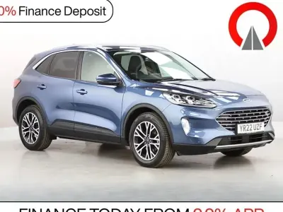 Używany Ford Kuga Titanium 120 KM (88 kW) 2022 Niebieski SUV