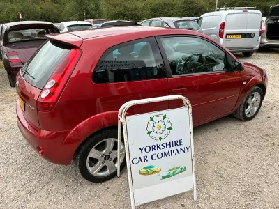 Used Ford Fiesta Zetec 2008 Red Hatchback