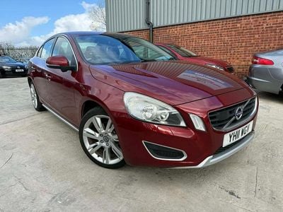 Used Volvo S60 SE 2011 Red Sedan