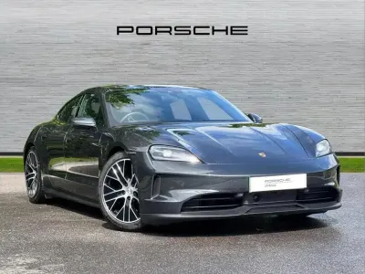 Używany Porsche Taycan 319 kW (435 KM) 2025 Szary Sedan/Limuzyna