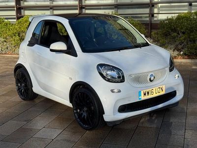 White Used 2016 Smart ForTwo Coupé Coupe | £6,950 (Fair price)