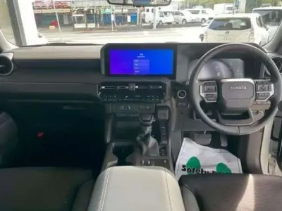Used Toyota Land Cruiser Edition 163 HP (119 kW) 2025 White SUV
